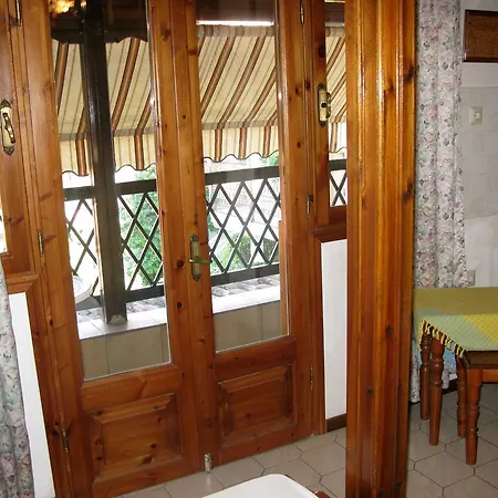 Erato فندق نيوز  بانتيليموناس